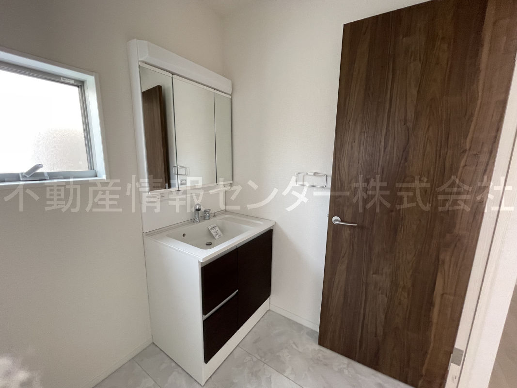 拡大してご覧になれます