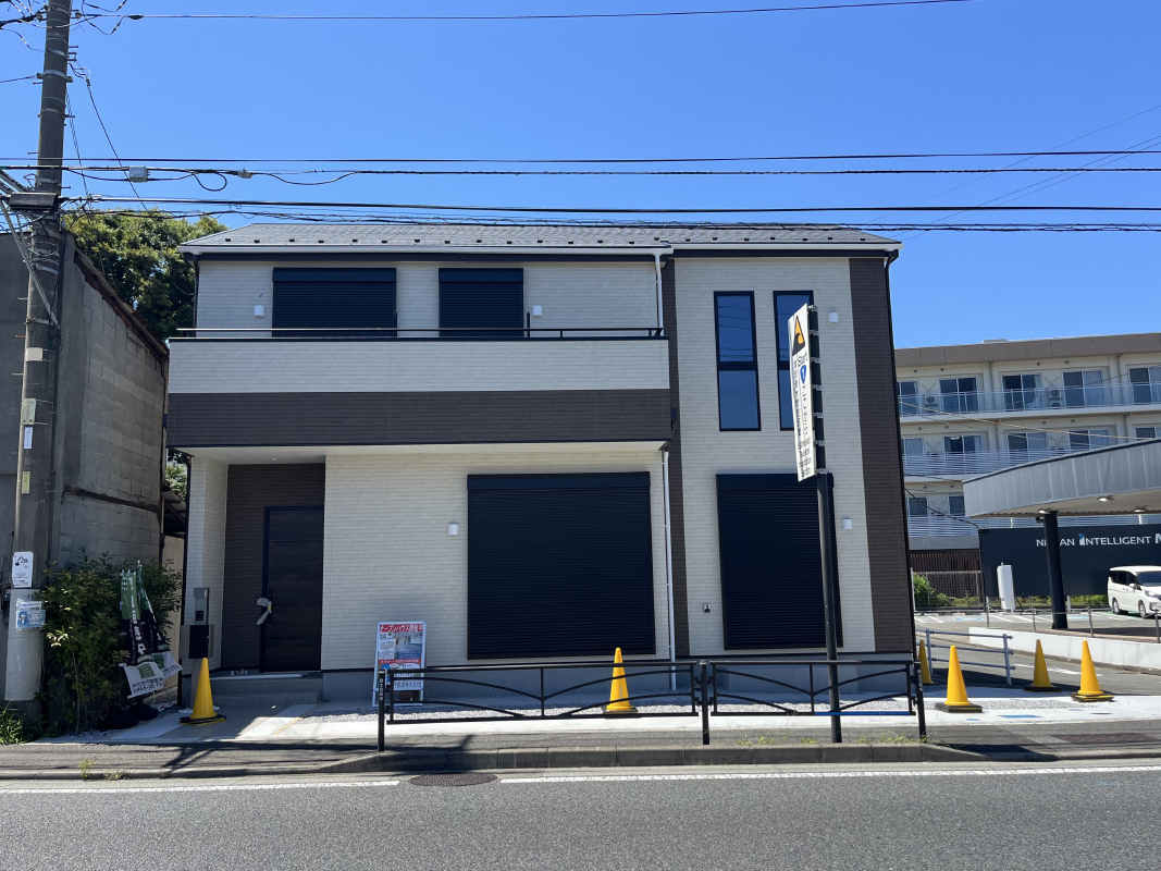 小田原駅 徒歩1分 バス6分構造:木造土地面積:129.4平米 ( 39.14坪 ) 建物面積:101.44平米 ( 30.68坪 )